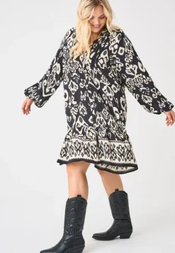 CARAJA Vestido corto