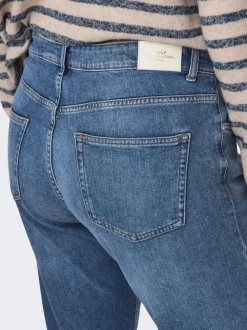CAREVERLY Cintura media Corte bootcut Vaqueros