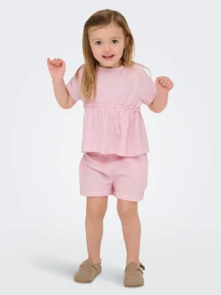 KMGTHYRA Cintura media Corte regular Shorts