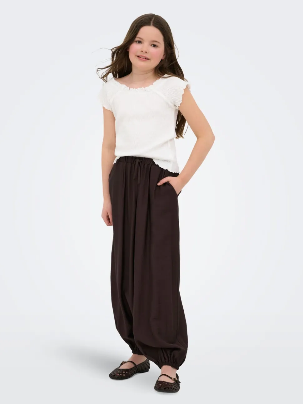 KOGVASIA Corte regular Pantalones
