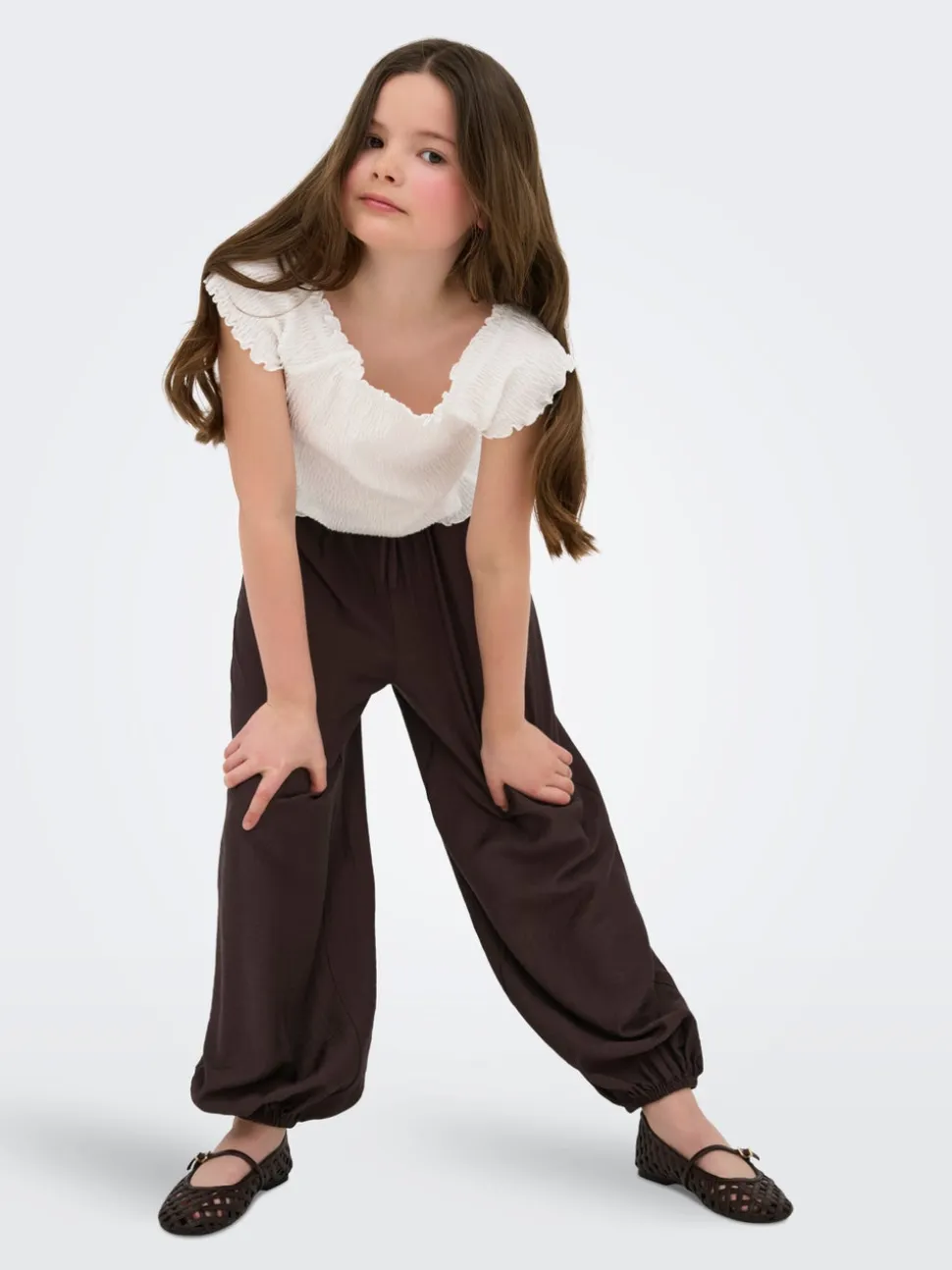 KOGVASIA Corte regular Pantalones