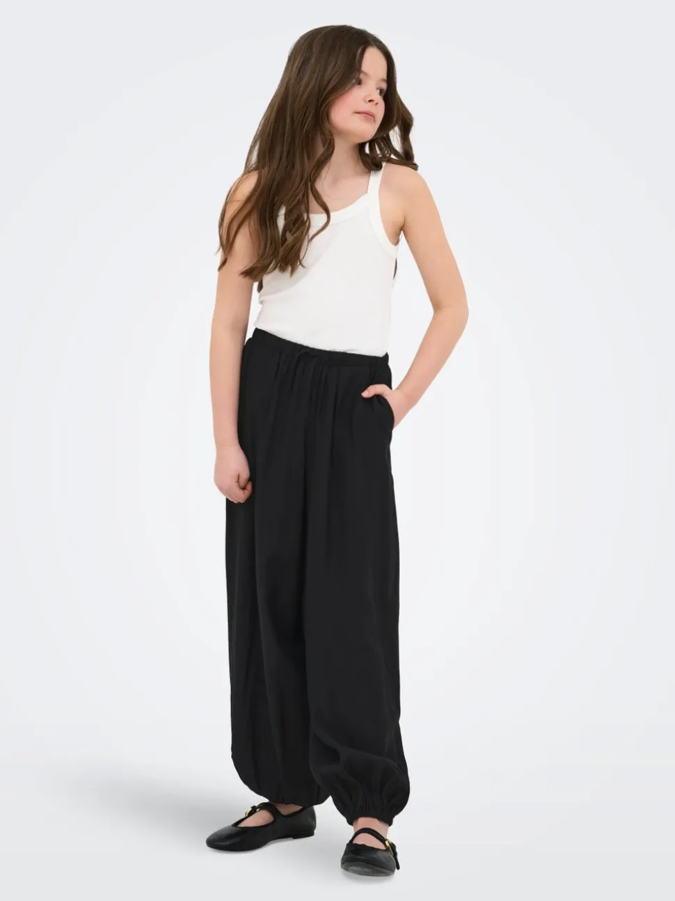 KOGVASIA Corte regular Pantalones