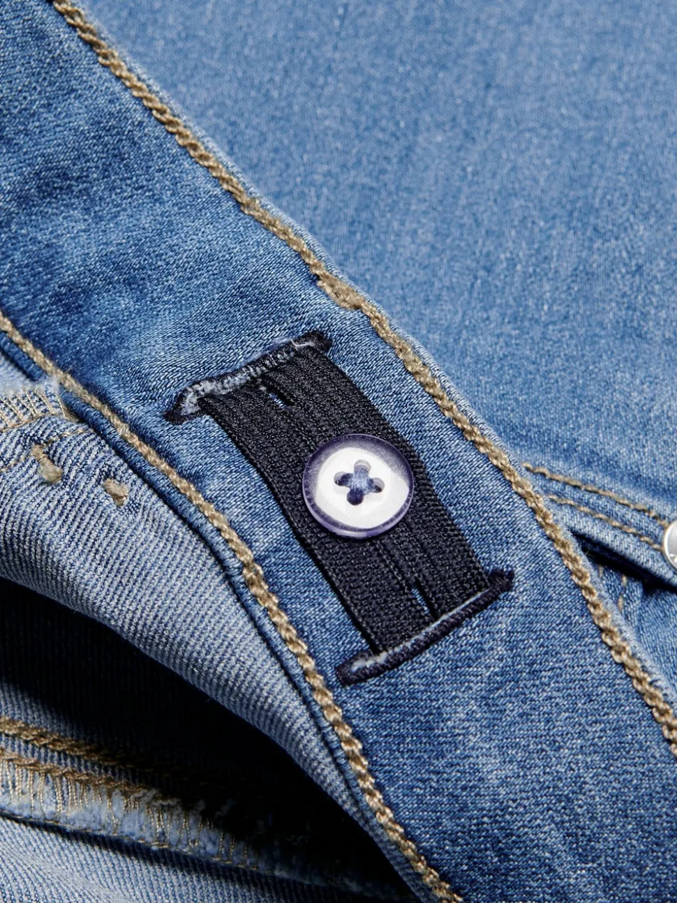 KONRAIN Cintura media Corte skinny Vaqueros