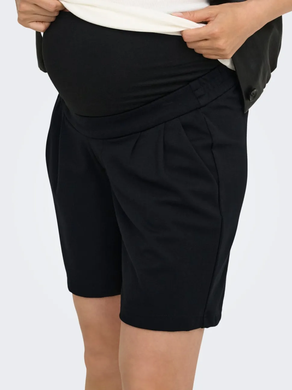 OLMPOPTRASH Corte loose Bermudas