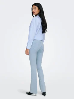 ONLBLUSH Cintura media Corte flared Vaqueros