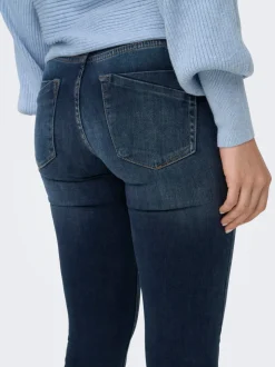 ONLBLUSH Cintura media Corte skinny Vaqueros