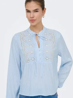 ONLLENNYO Blusa