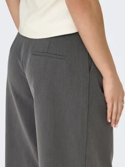 ONLNALINA Cintura media Corte loose Bermudas