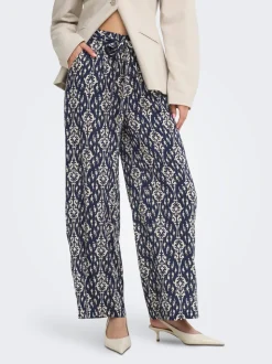 ONLSILVA Corte regular Pantalones de punto