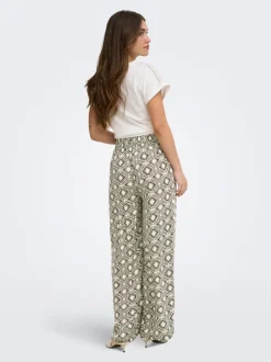 ONLSILVA Corte regular Pantalones de punto