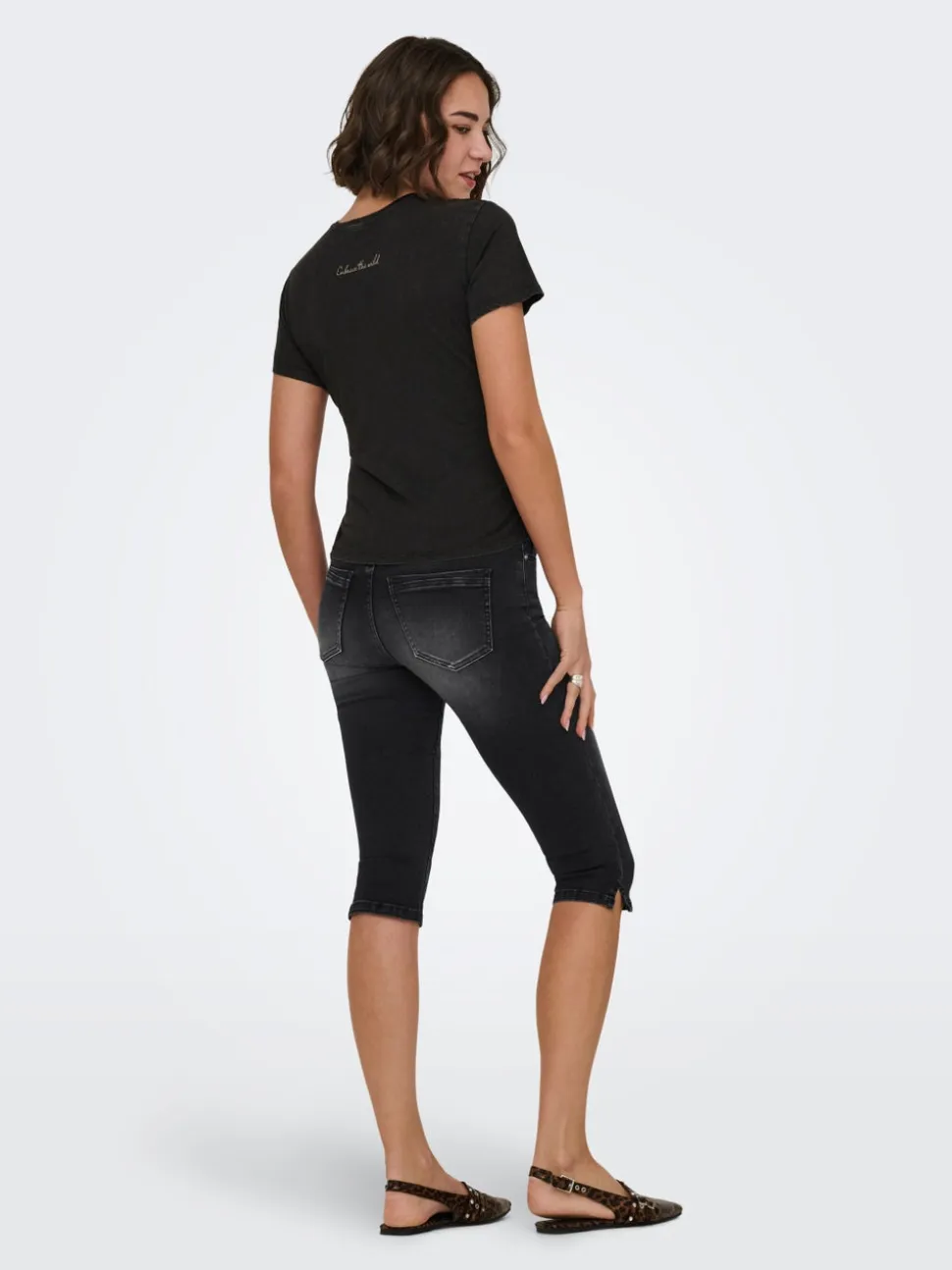 ONLWAUW Cintura media Corte regular Capris