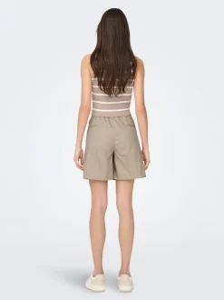 ONLZORA Cintura media Corte loose Bermudas