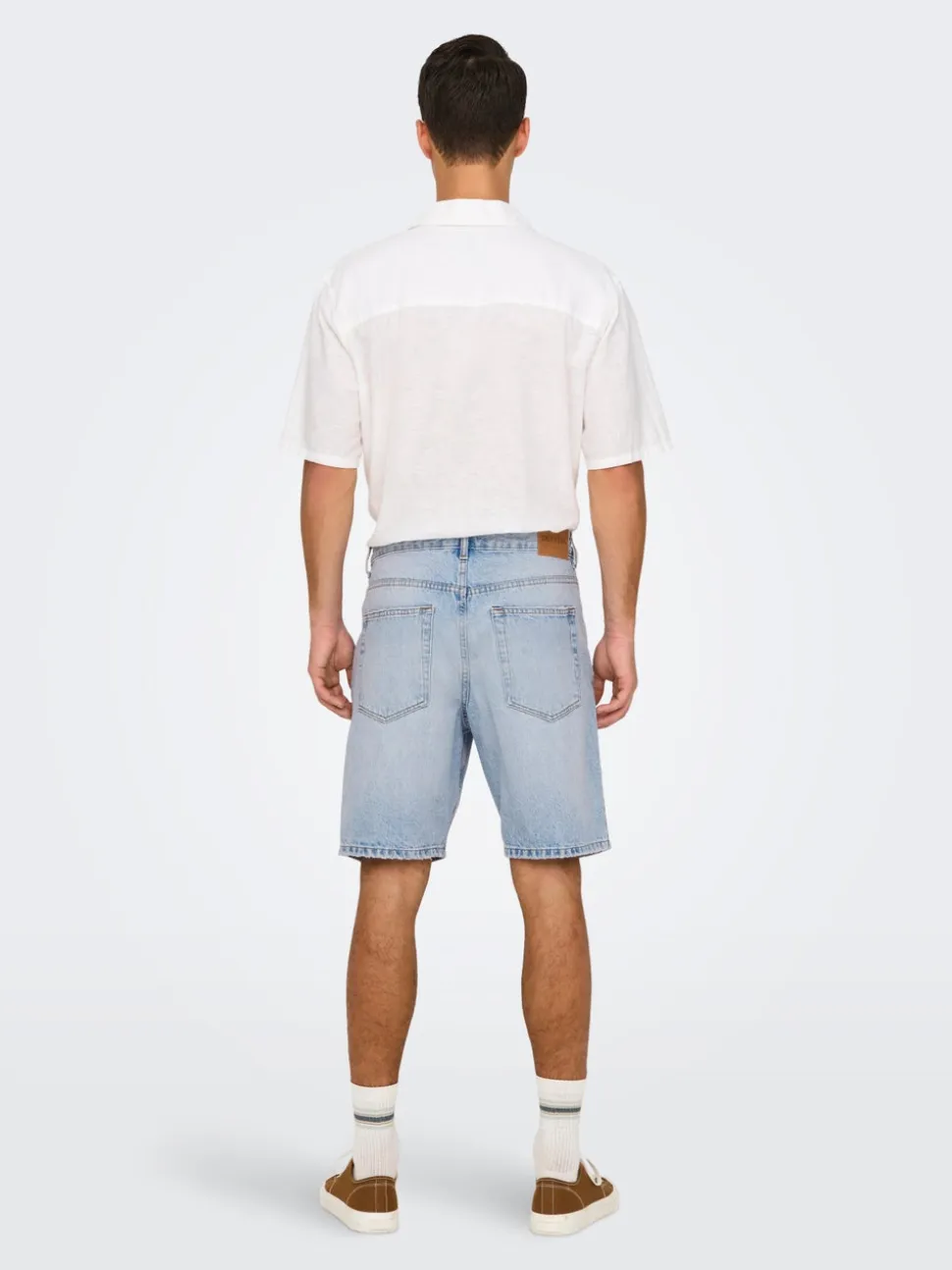ONSEDGE Cintura media Corte straight Shorts