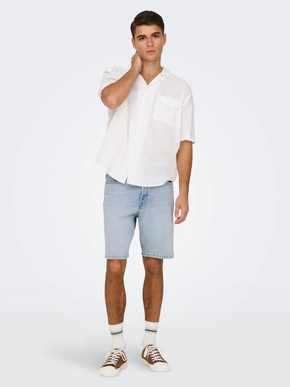 ONSEDGE Cintura media Corte straight Shorts
