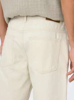 ONSEDGE Cintura media Corte straight Shorts
