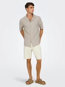 ONSEDGE Cintura media Corte straight Shorts