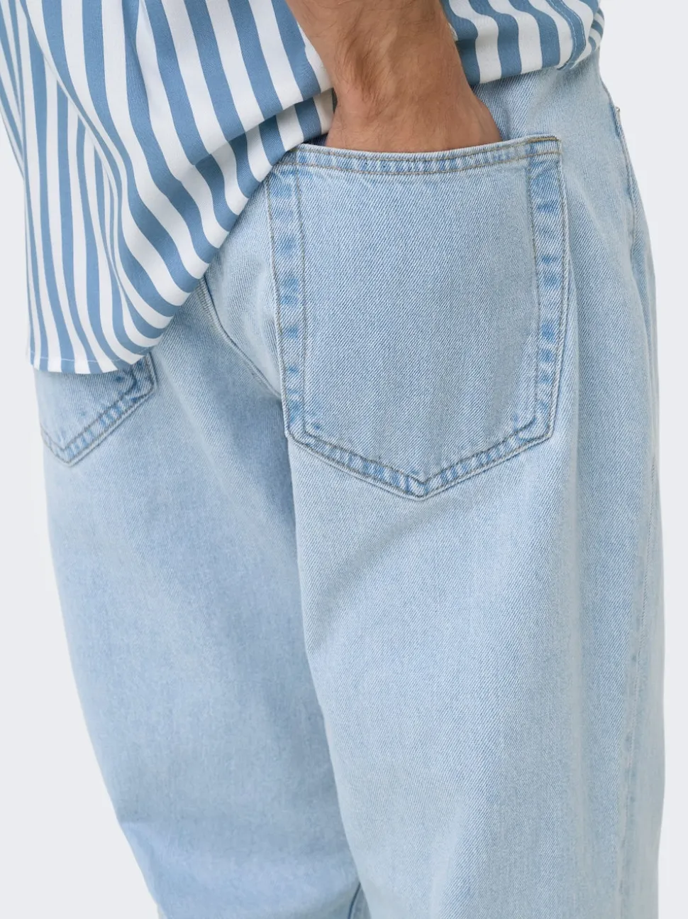 ONSEDGE Talle medio Corte straight Vaqueros