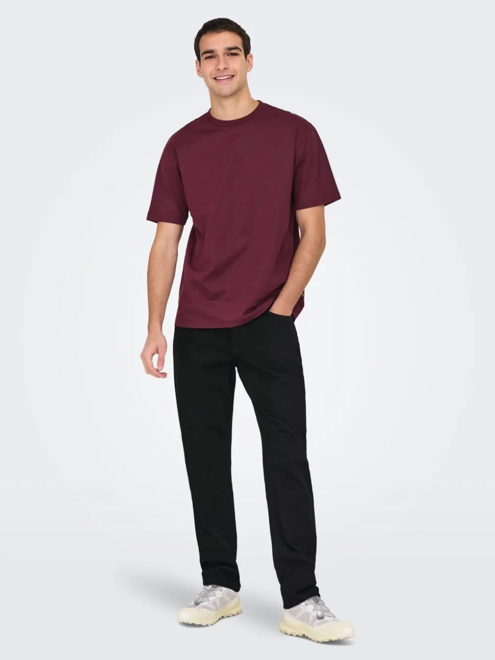 ONSEDGE Talle medio Corte straight Vaqueros