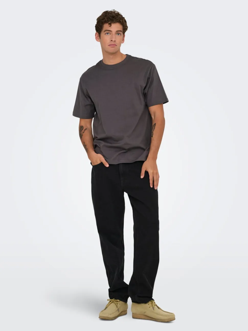 ONSEDGE Talle medio Corte straight Vaqueros