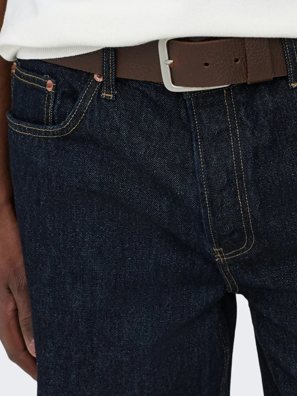 ONSEDGE Talle medio Corte straight Shorts