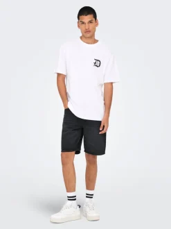ONSEDGE Talle medio Corte straight Shorts