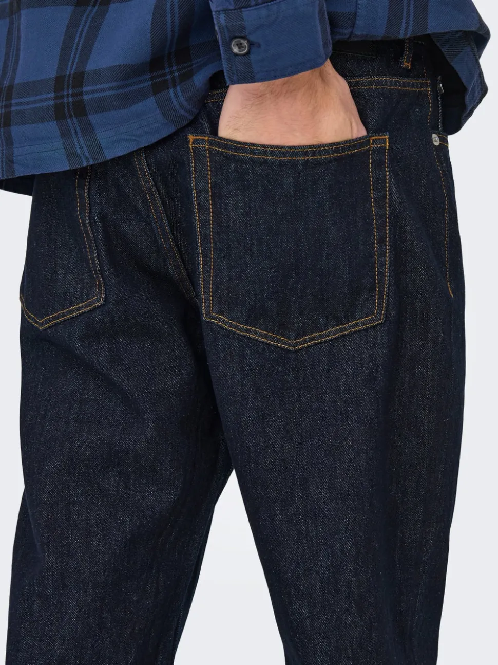 ONSEDGE Talle medio Corte straight Vaqueros
