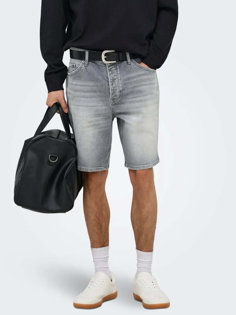 ONSEDGE Talle medio Corte straight Shorts