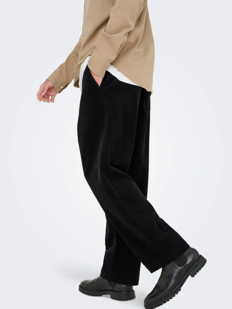 ONSFADE Corte loose corduroy Pantalones