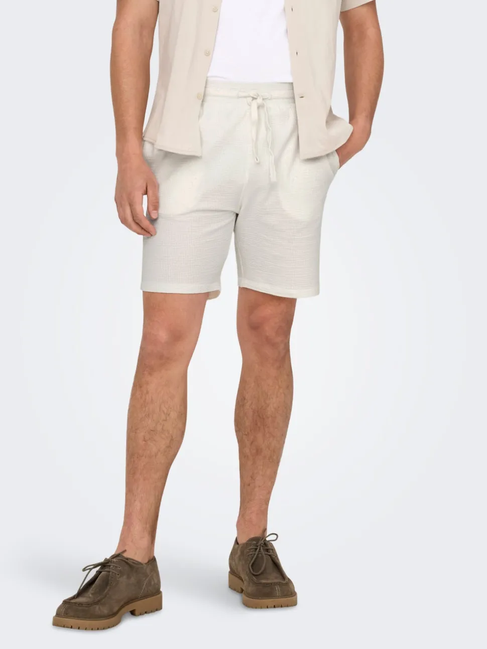ONSKIAN Cintura media Corte straight Shorts
