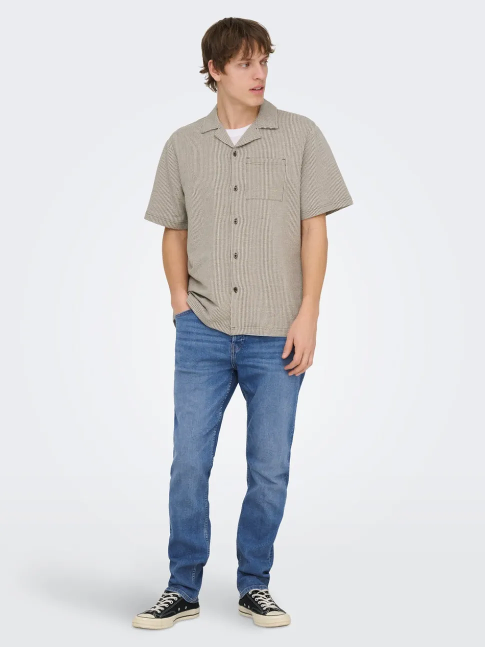ONSYOKE Cintura media Corte tapered Vaqueros