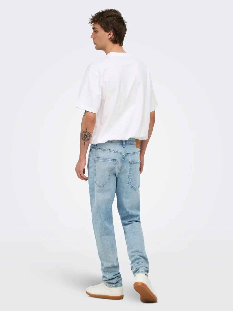 ONSYOKE Talle medio Corte tapered Stretch Vaqueros
