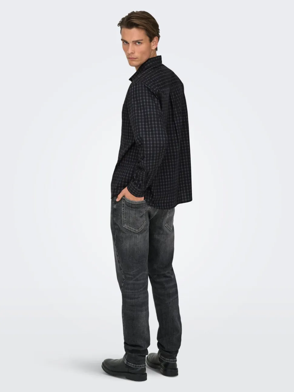 ONSYOKE Talle medio Corte tapered Vaqueros
